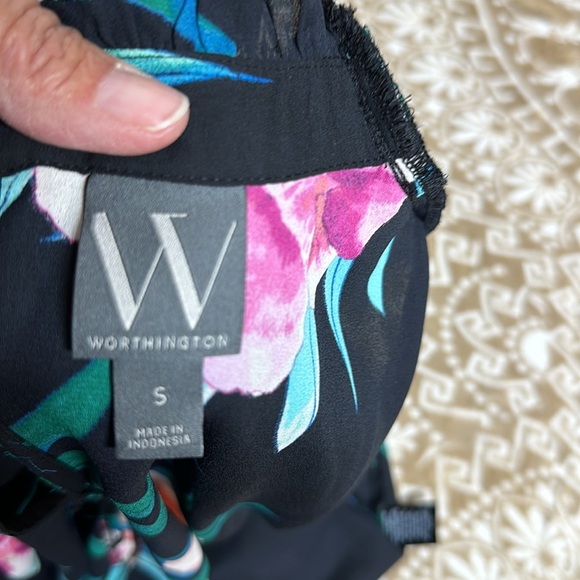 Worthington Semi Sheer Sleeveless Blouse Sz S - Picture 4 of 9